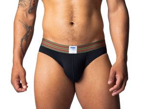 Active Brief in Black